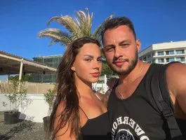 RoyalCams live couple